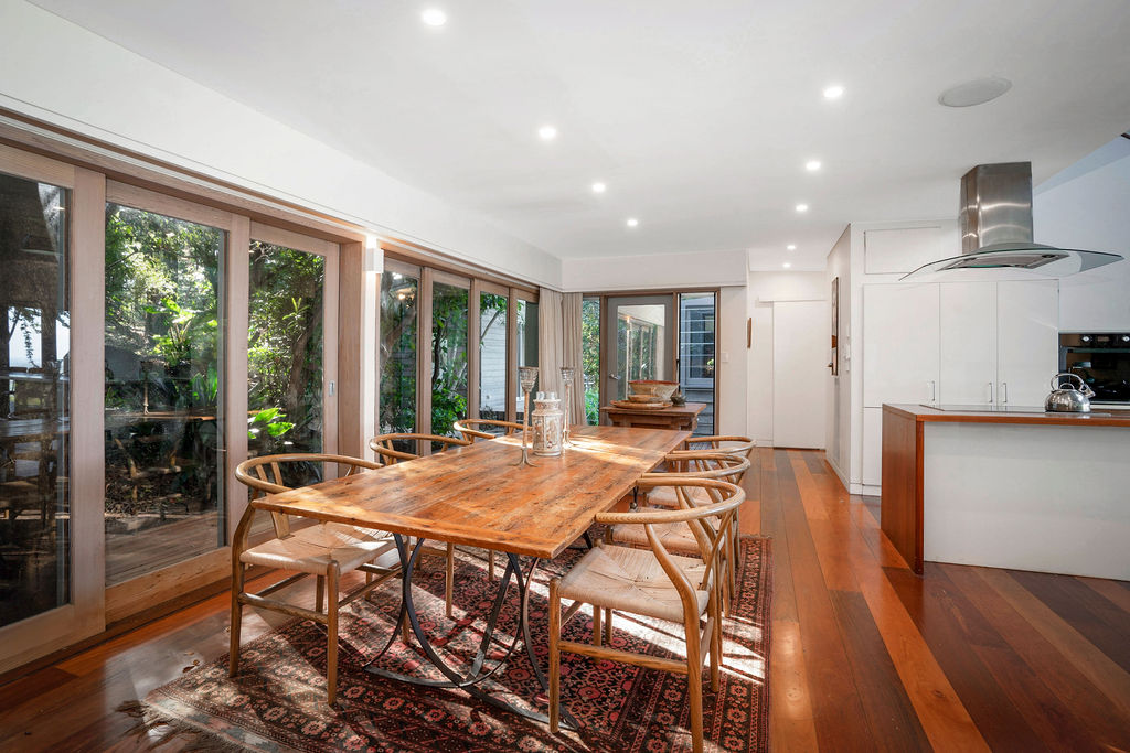 Formal dining room