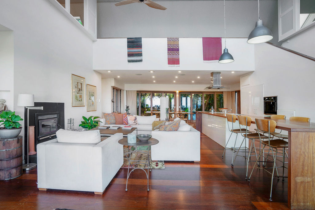 Open plan lounge