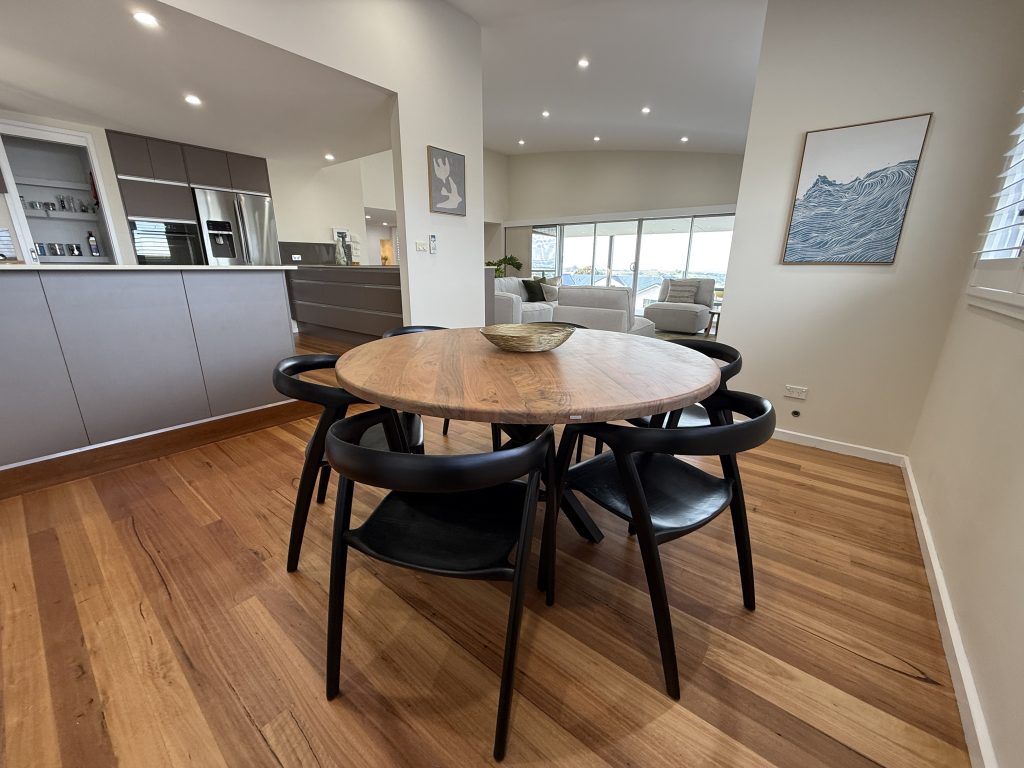 Dining area, Love Street, Kiama