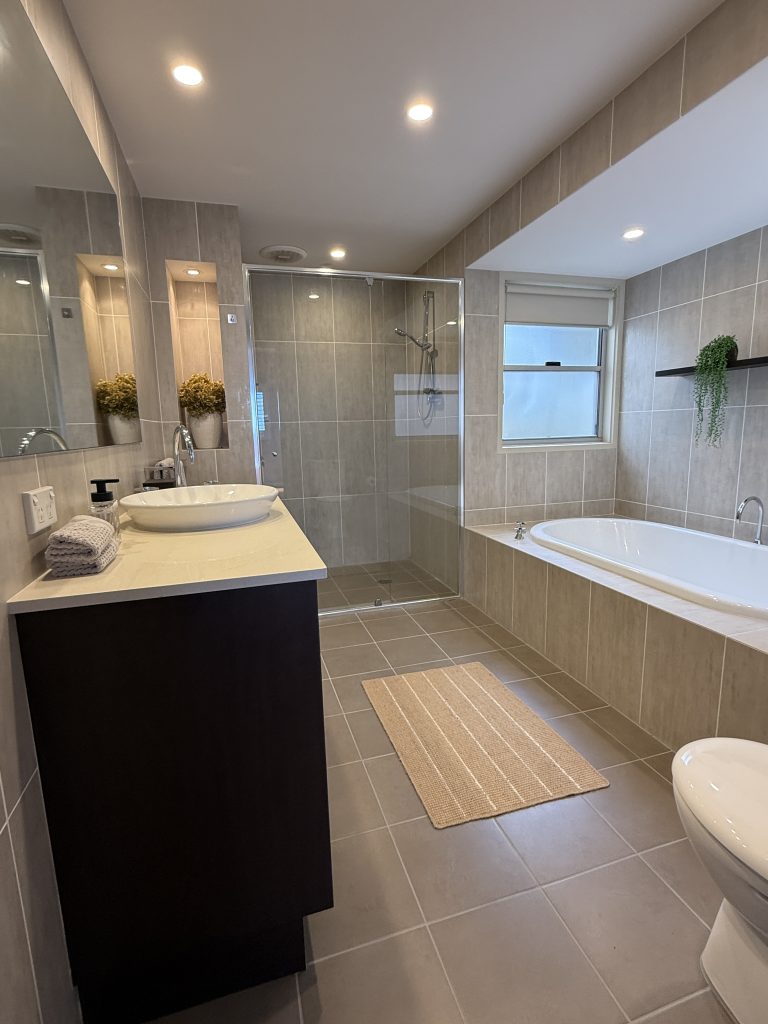 Bathroom, Love Street, Kiama