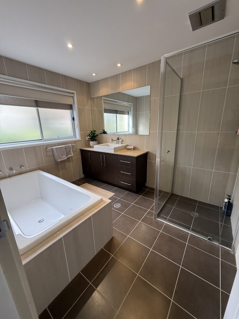 Bathroom with bath and shower, Love Street, Kiama